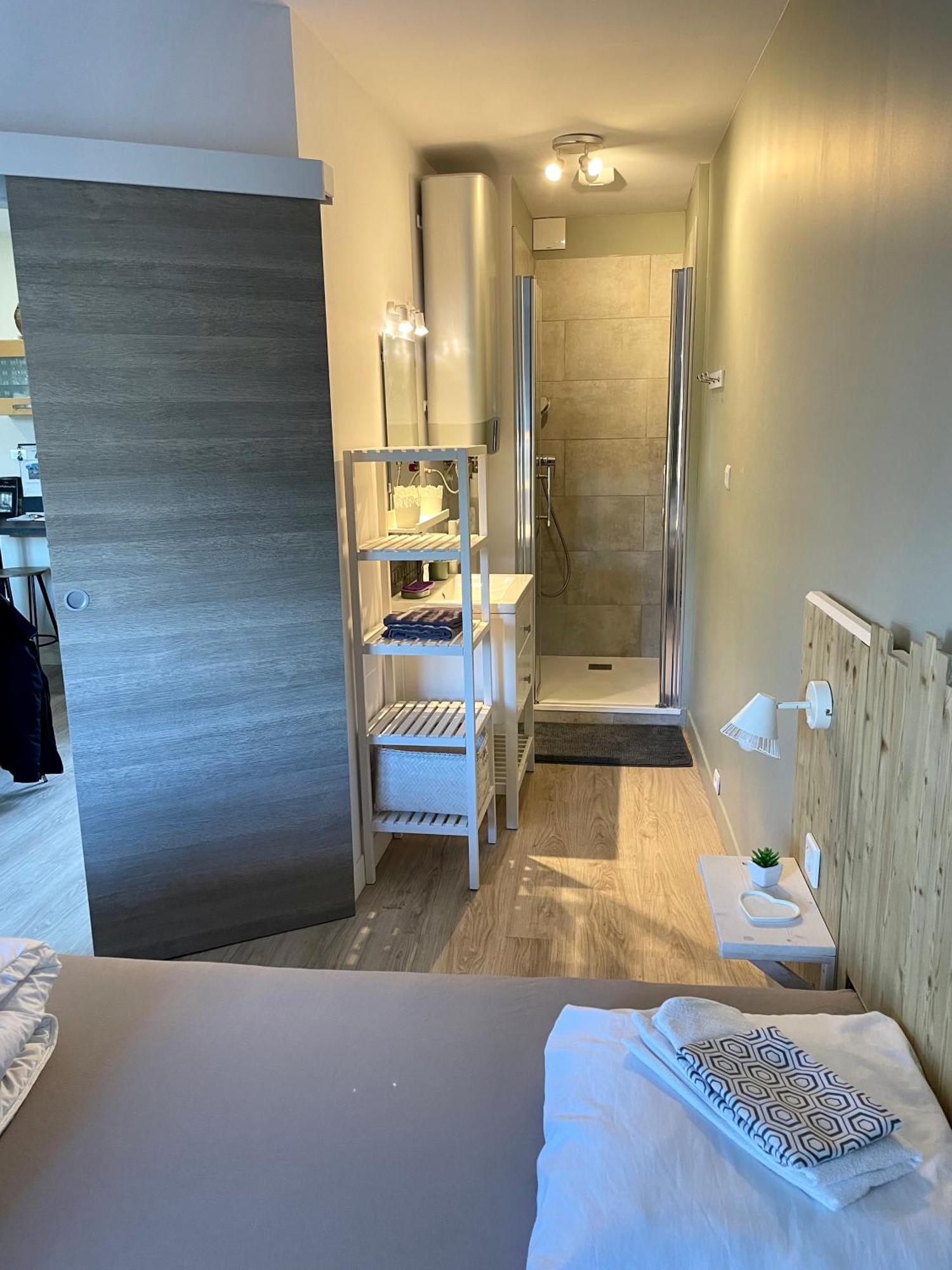 Saint-Aubin-Sur-Mer: Bel Appartement Traversant Экстерьер фото